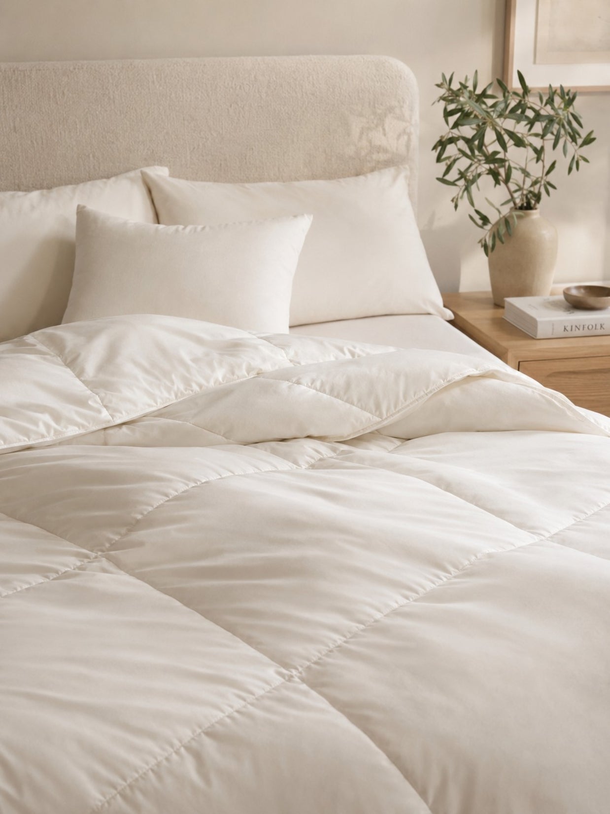 330TC Sateen Down Alternative Comforter
