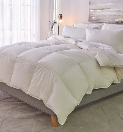 330TC Sateen Down Alternative Comforter